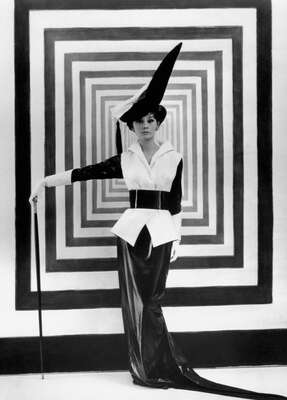fashion photography:  Eliza Doolittle (Audrey Hepburn) by George Cukor