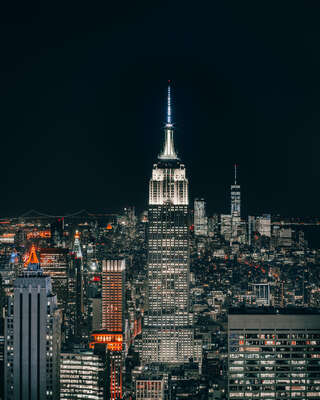 architecture photography:  NYC Empire State Building by Swee Choo Oh